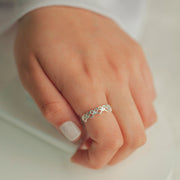 ANEL CORAÇÕES VAZADOS EM PRATA HUMANIZADA