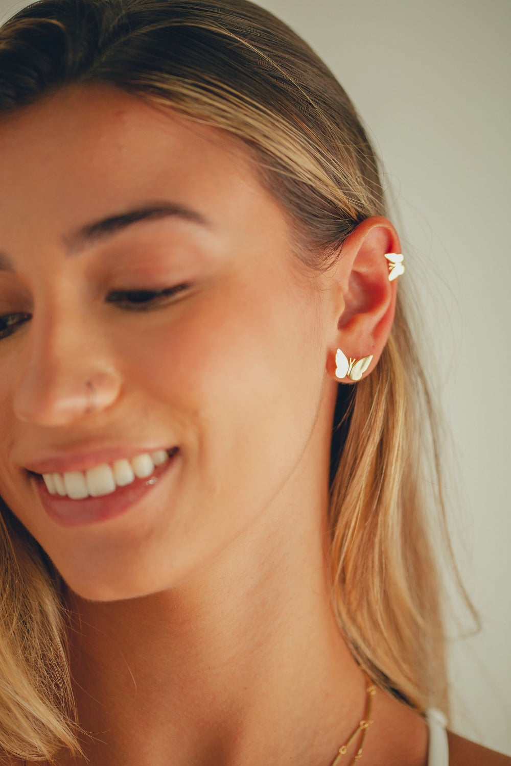 MIX DE BRINCO E PIERCING DE BORBOLETAS FOLHEADO A OURO 18K