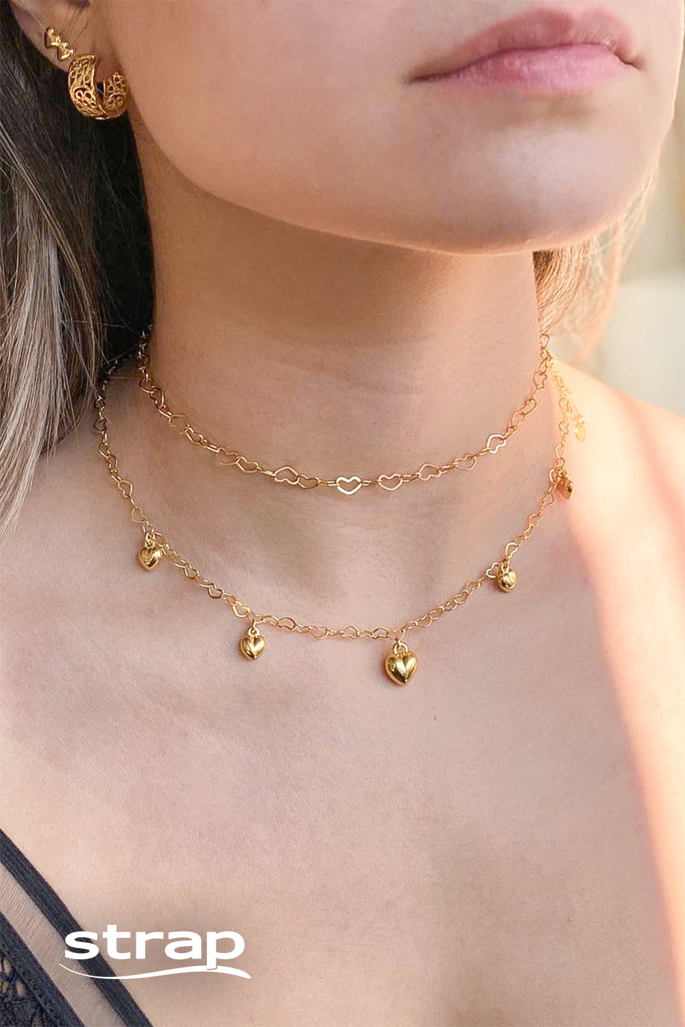 COLAR CHOKER ELOS DE CORAÇÕES FOLHEADO A OURO 18K