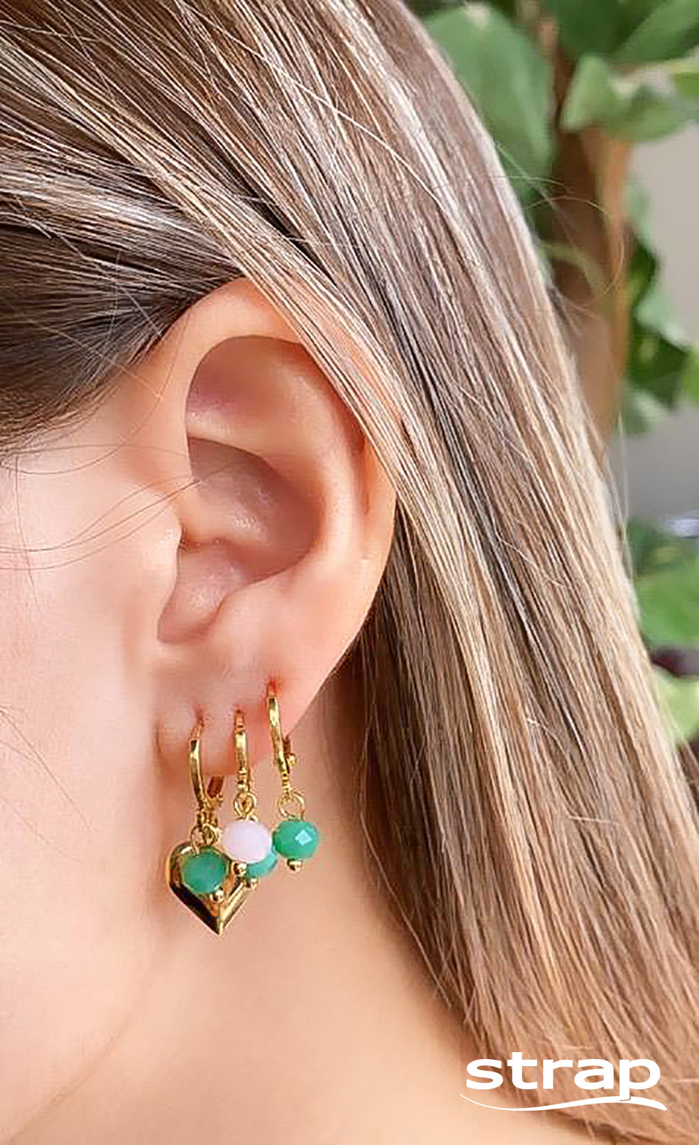 BRINCO DE ARGOLA COM PINGENTE DE PEDRA NATURAL MÉDIA VERDE TURQUESA