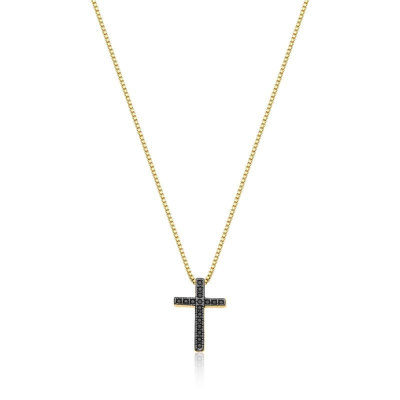 COLAR COM CRUCIFIXO PEQUENO CRAVEJADO DE ZIRCÔNIAS PRETAS FOLHEADO A OURO 18K