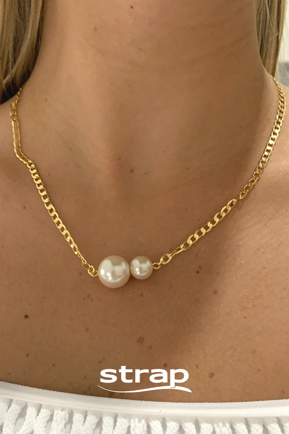 COLAR COM ELO GROUMET E DUAS PEROLAS FOLHEADO A OURO 18K