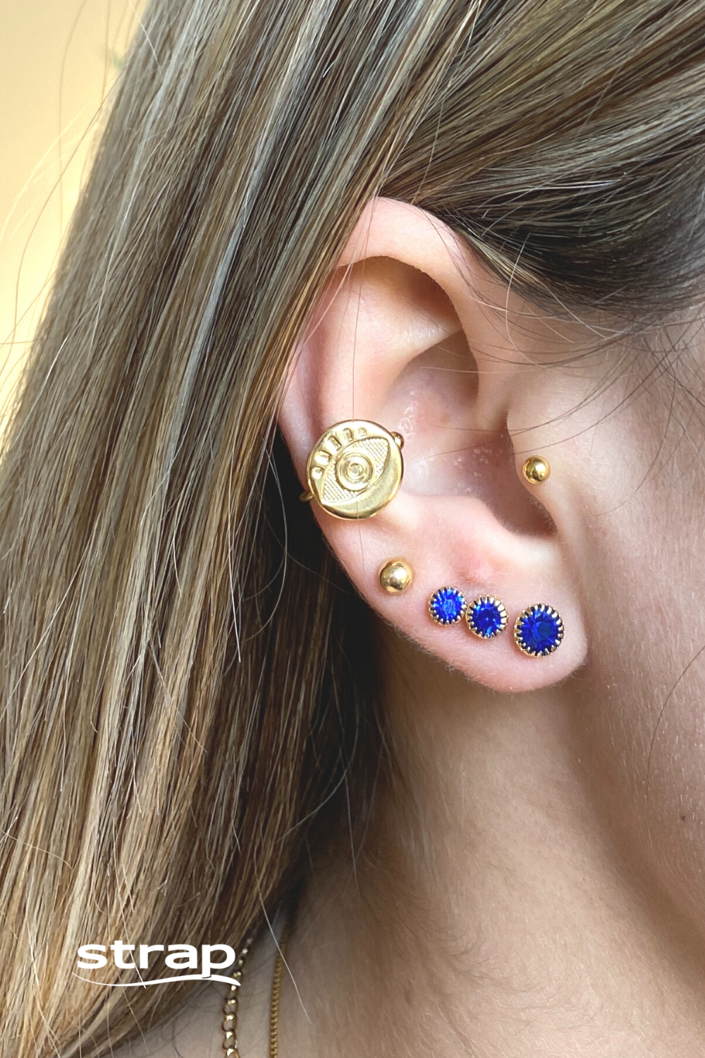 BRINCO TRIO DE CRISTAIS AZUIS FOLHEADO A OURO 18K