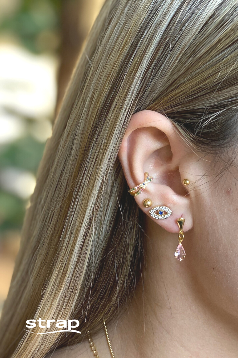 BRINCO GOTA DE ZIRCONIA ROSA FOLHEADO A OURO 18K