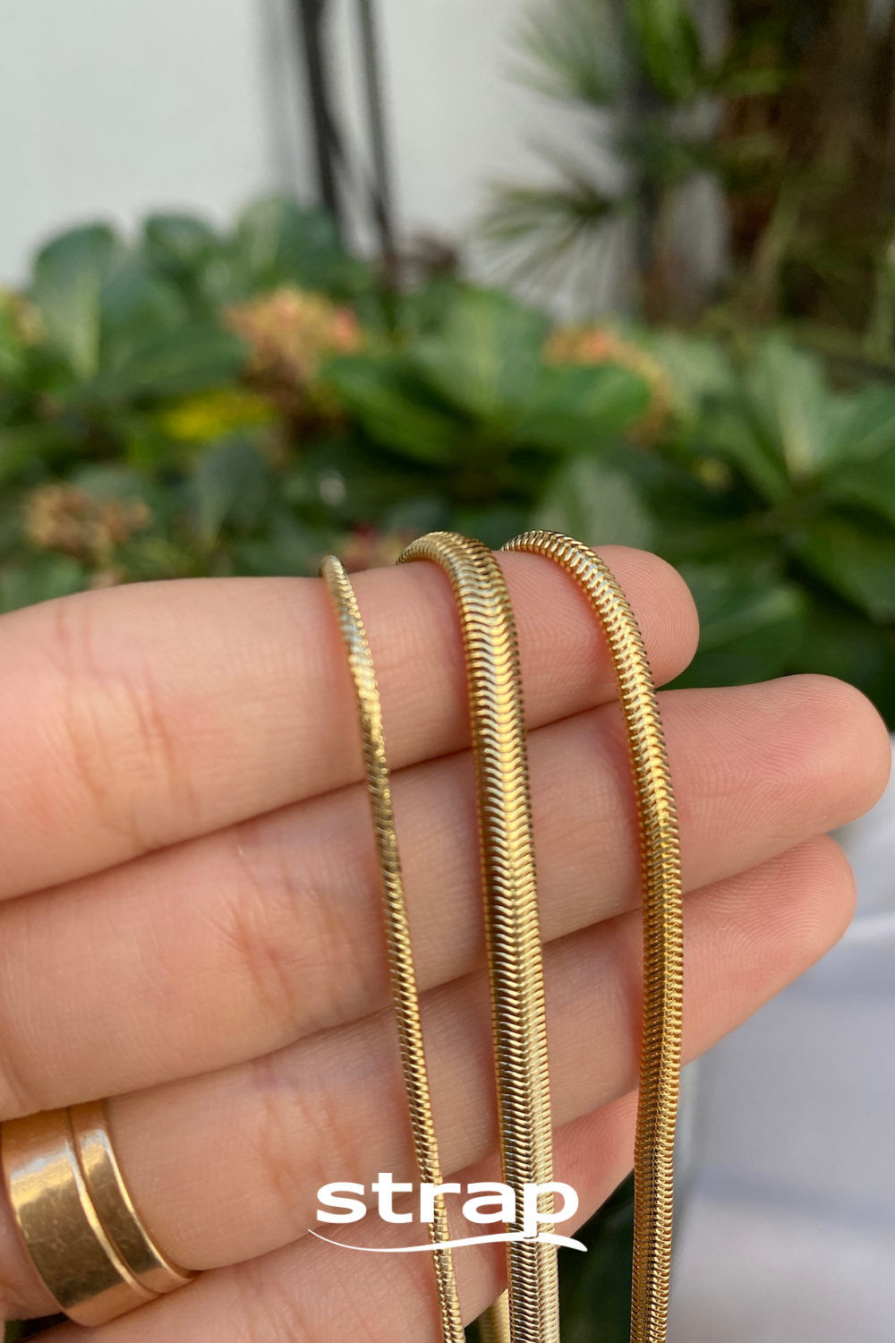 COLAR CHOKER FIO ALEMÃO 35CM DE COMPRIMENTO (3MM DE LARGURA) FOLHEADO A OURO 18K