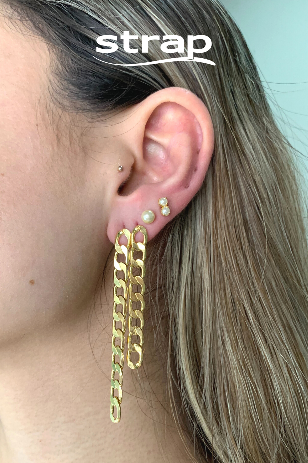 BRINCO MINI DE PEROLAS DUPLO FOLHEADO A OURO 18K