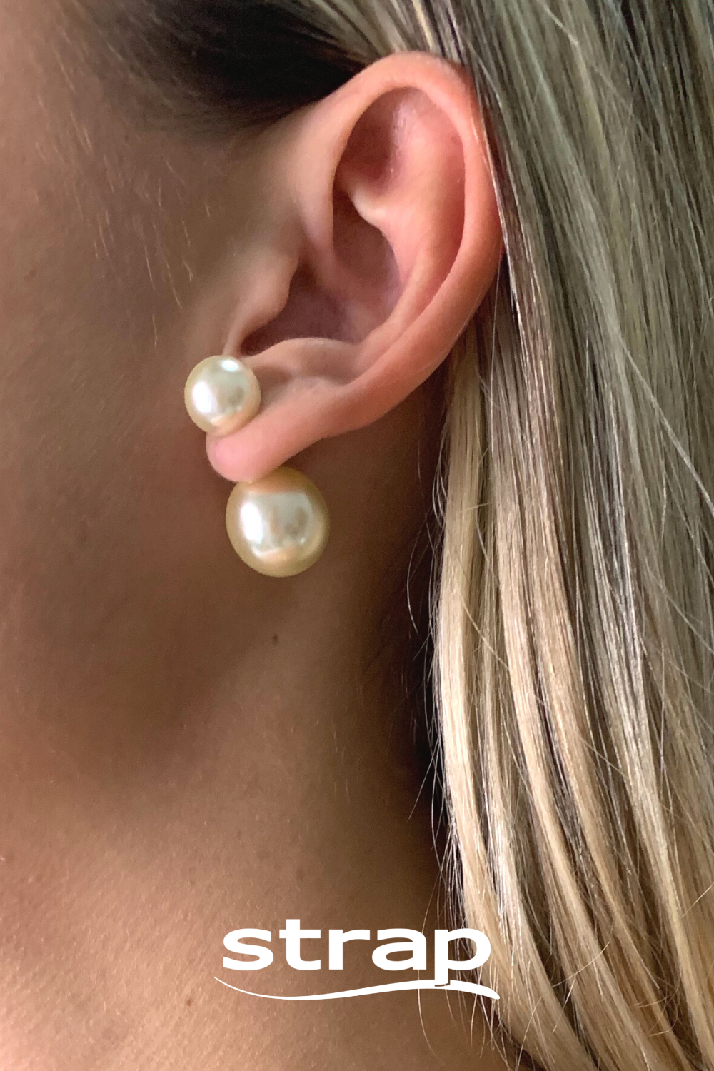 BRINCO DIOOR PEROLA FOLHEADO A OURO 18K
