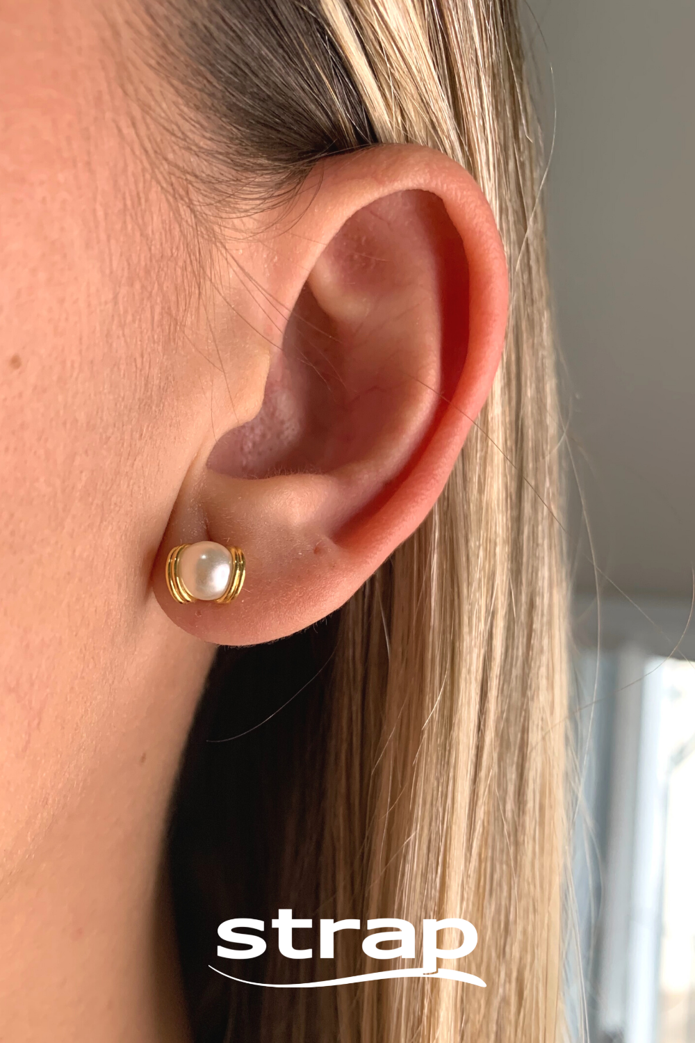 BRINCO PÉROLA COM FILETE FOLHEADO A OURO 18K