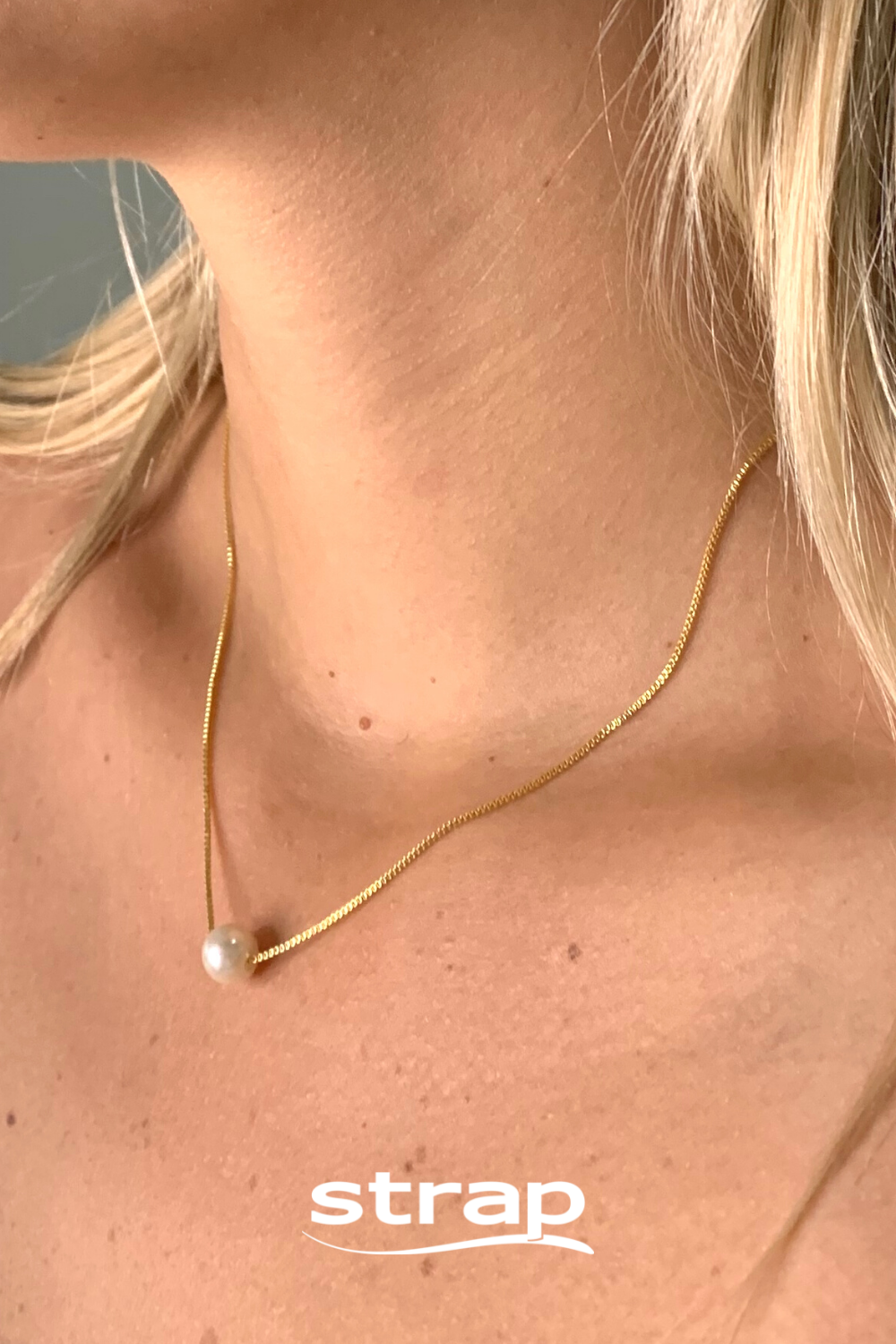 COLAR COM UMA PEROLA PEQUENA FOLHEADO A OURO 18K