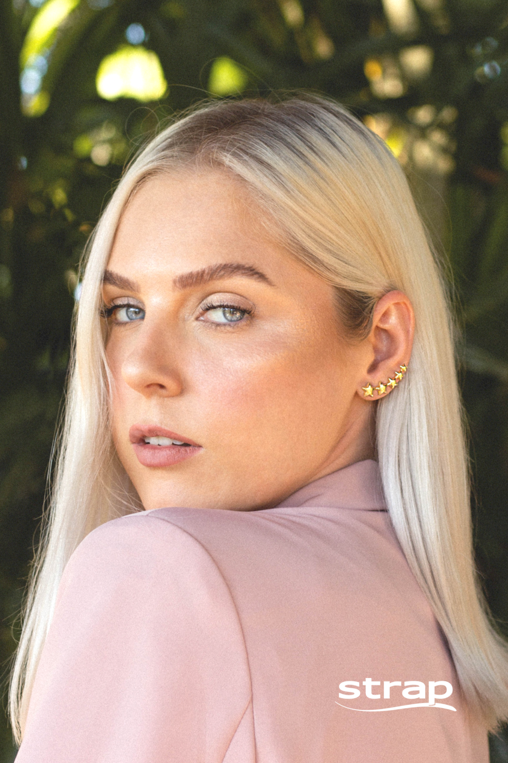 BRINCO EAR CUFF ESTRELAS FOLHEADO A OURO 18K