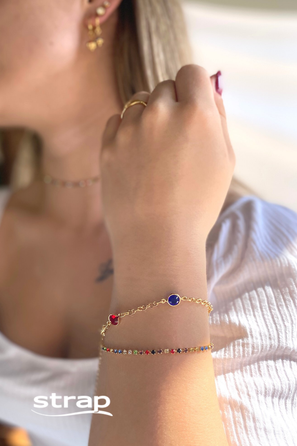 PULSEIRA STRASS COLORIDOS FOLHEADO A OURO 18K