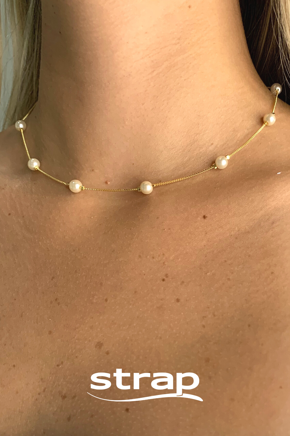 COLAR DE PEROLAS  PEQUENAS FOLHEADO A OURO 18K