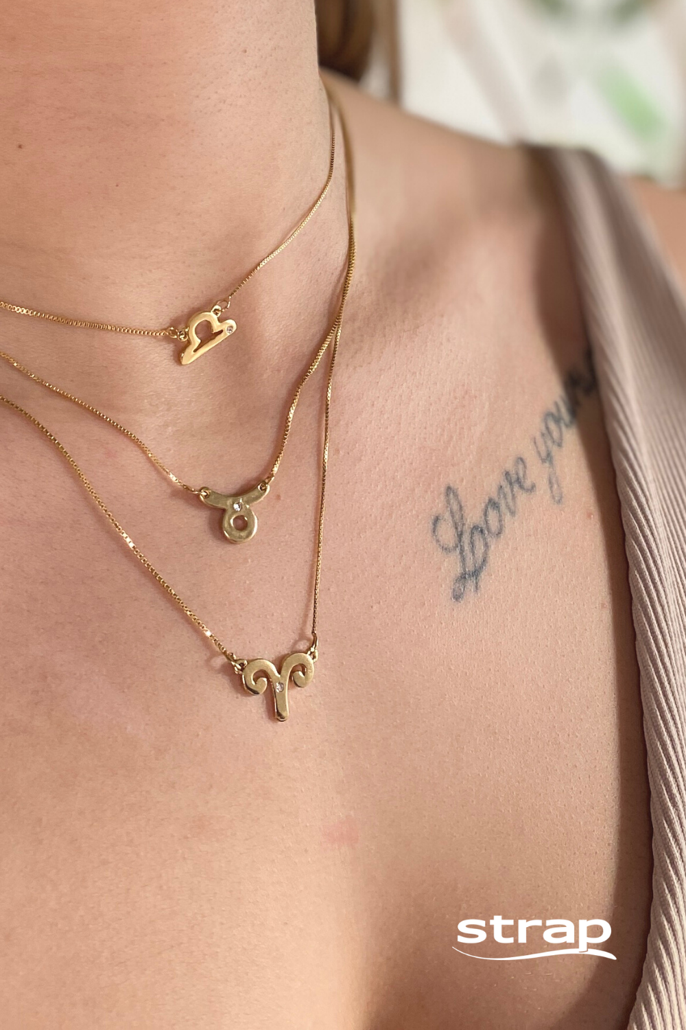 COLAR SIGNO DE ÁRIES FOLHEADO A OURO 18K