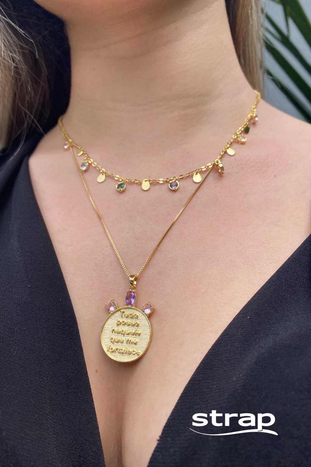 COLAR "TUDO POSSO NAQUELE QUE ME FORTALECE" FOLHEADO A OURO 18K