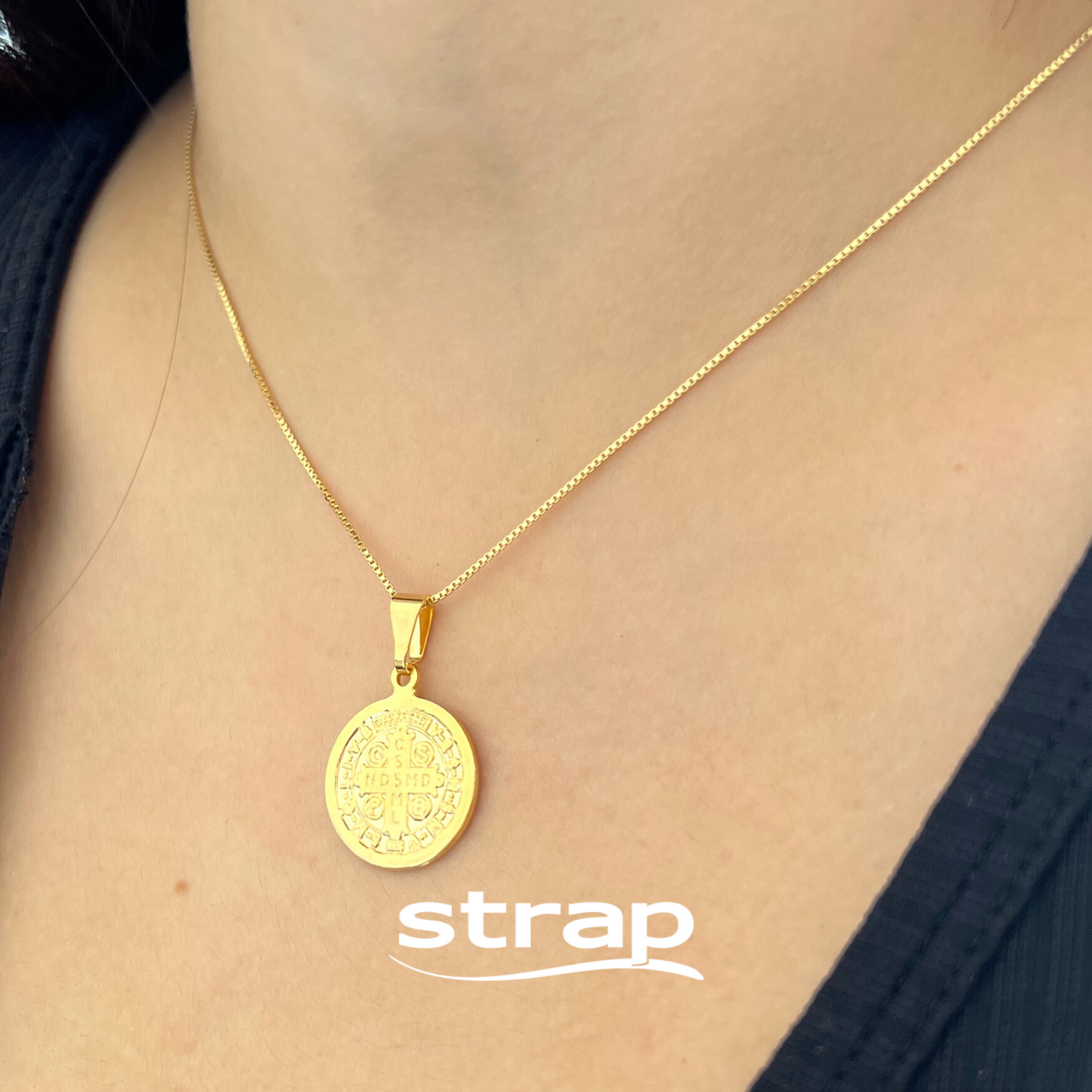 COLAR MEDALHA DE SÃO BENTO MEDIA FOLHEADA A OURO 18K