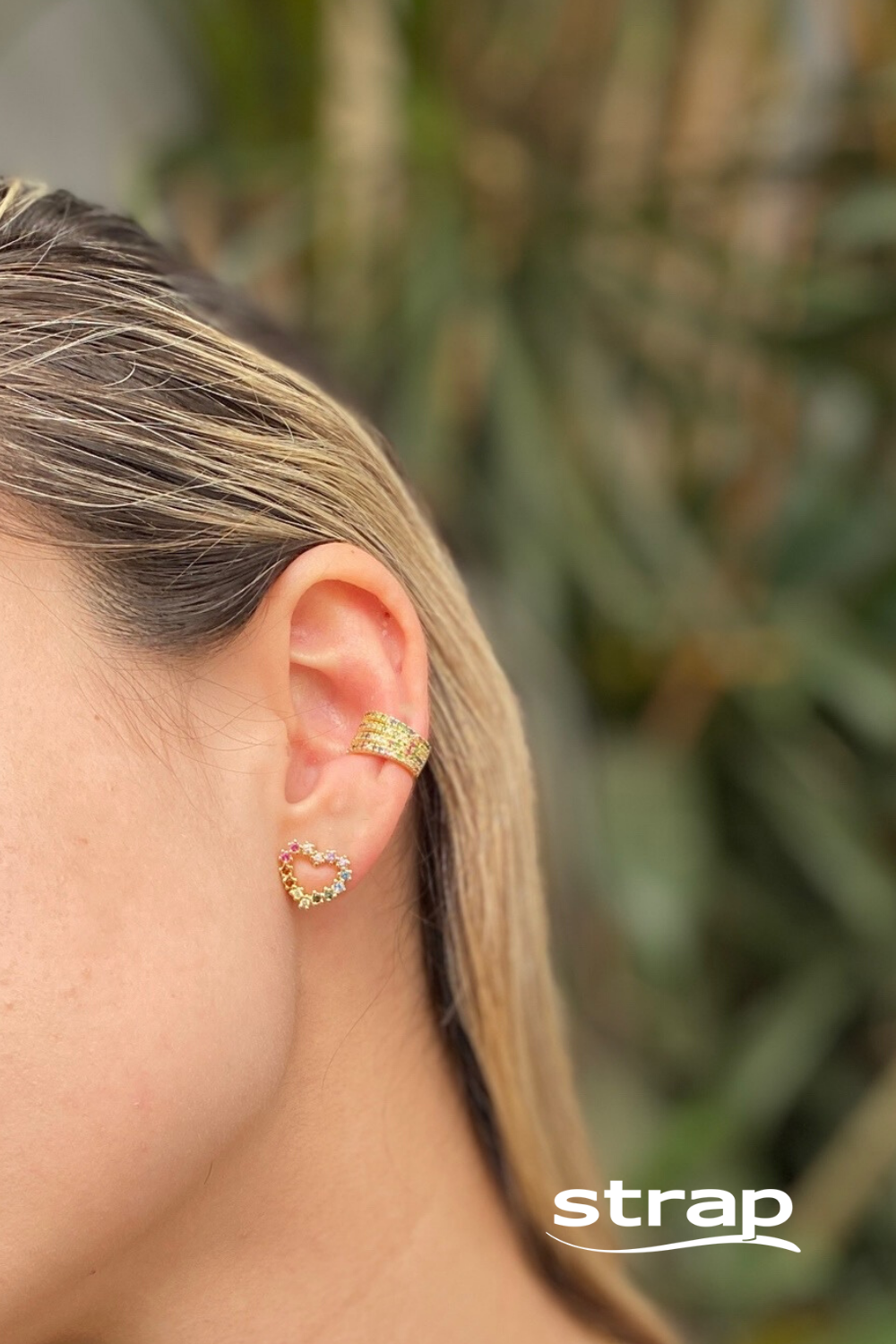 BRINCO DE CORAÇÃO CRAVEJADO DE ZIRCONIA FOLHEADO A OURO 18K